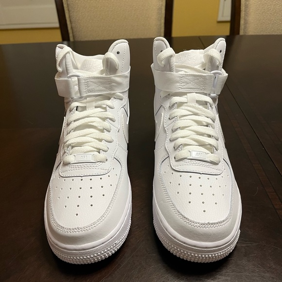 New Nike Air Force 1 White High Sneaker Shoes Size US 7 - Picture 4 of 12